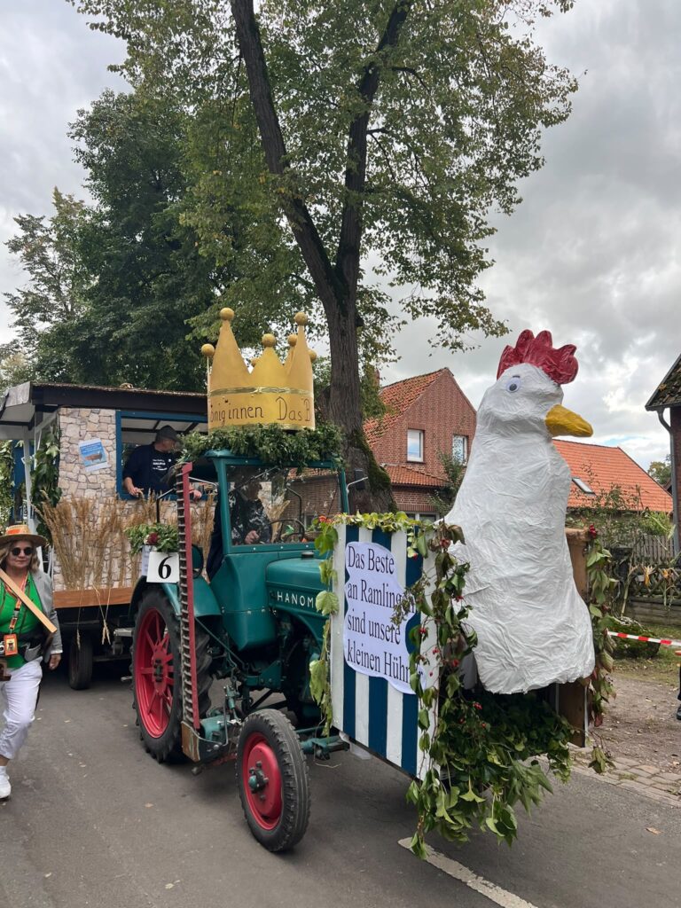 Erntewagen Hühner